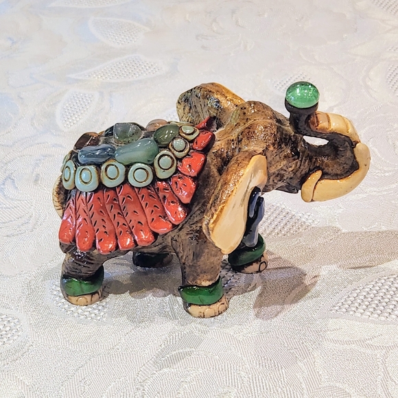 Aztec elephant - Picture 4 of 9